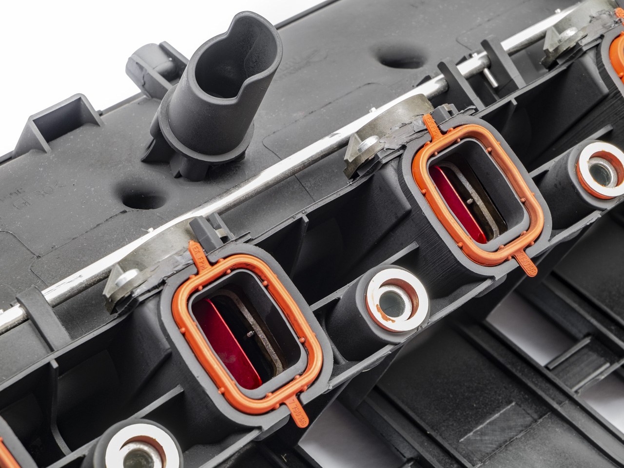 BMW - Zrepasované sání - Vířivé klapky - 6 válců - M57